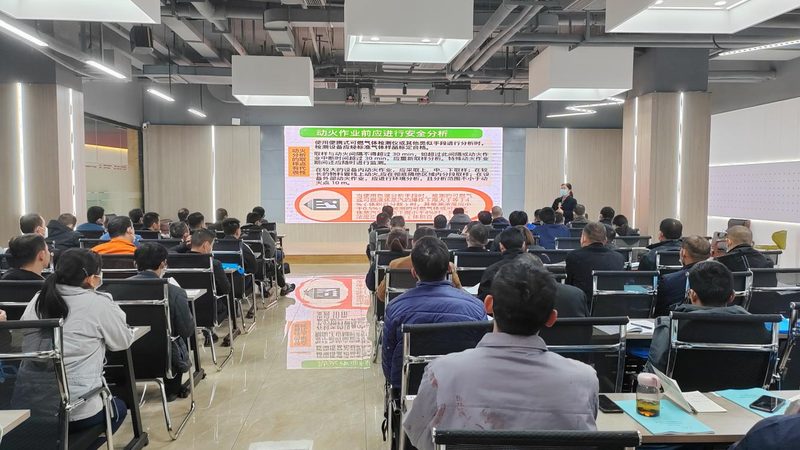 中层管理培训课程：内容与报价的深度解析**