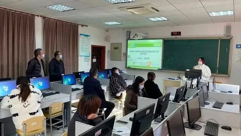 视频教程作为一种新型培训方式，具有以下优势：