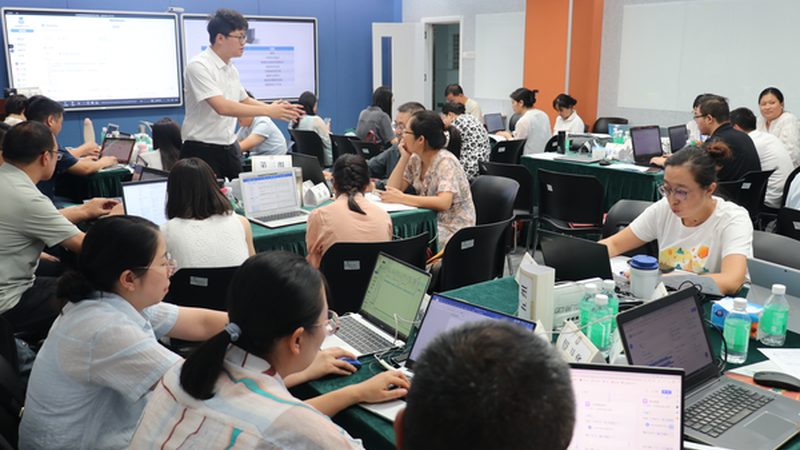 企业内训师培训流程：关键环节与注意事项**